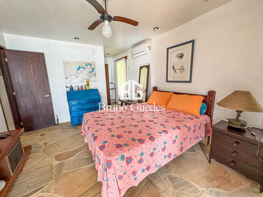 aluguel casa de praia Angra suíte master com ar condicionado