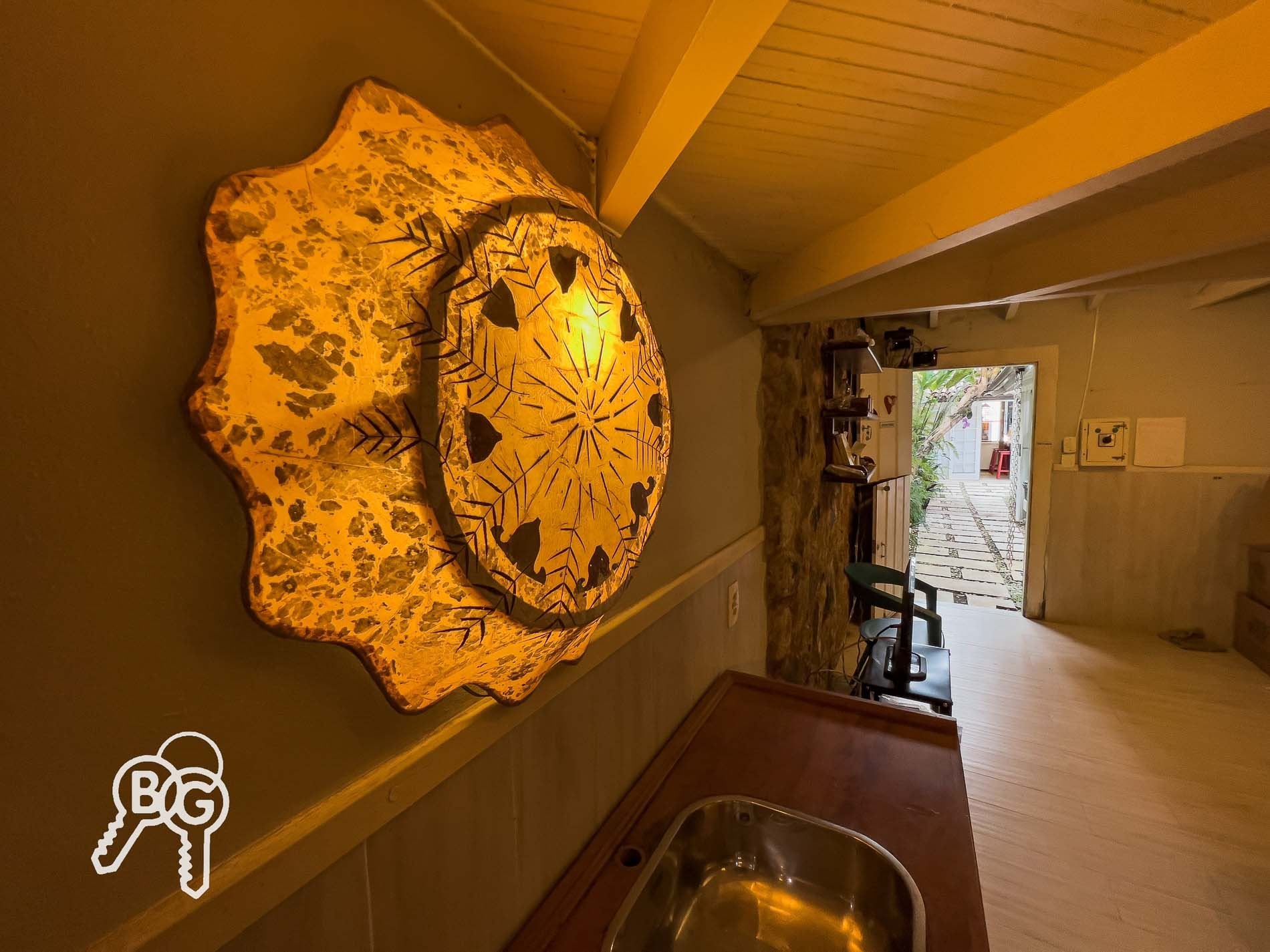 Lavabo moderno – Casa no Centro Histórico de Paraty para uso residencial ou comercial