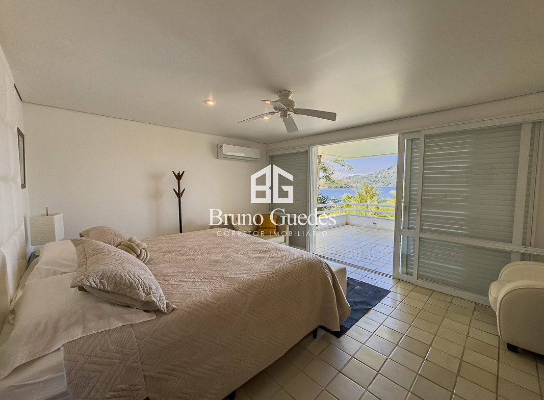 suite de casa a venda em angra com vista para o mar