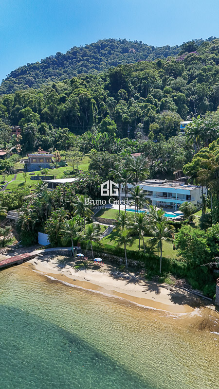 casa pé na areia Angra sala com vista panorâmica