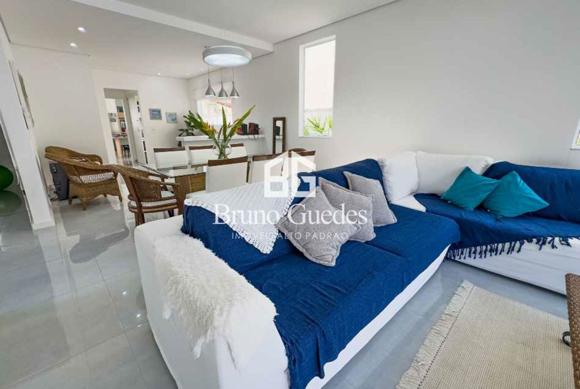 sala de estar da casa residencial em Angra
