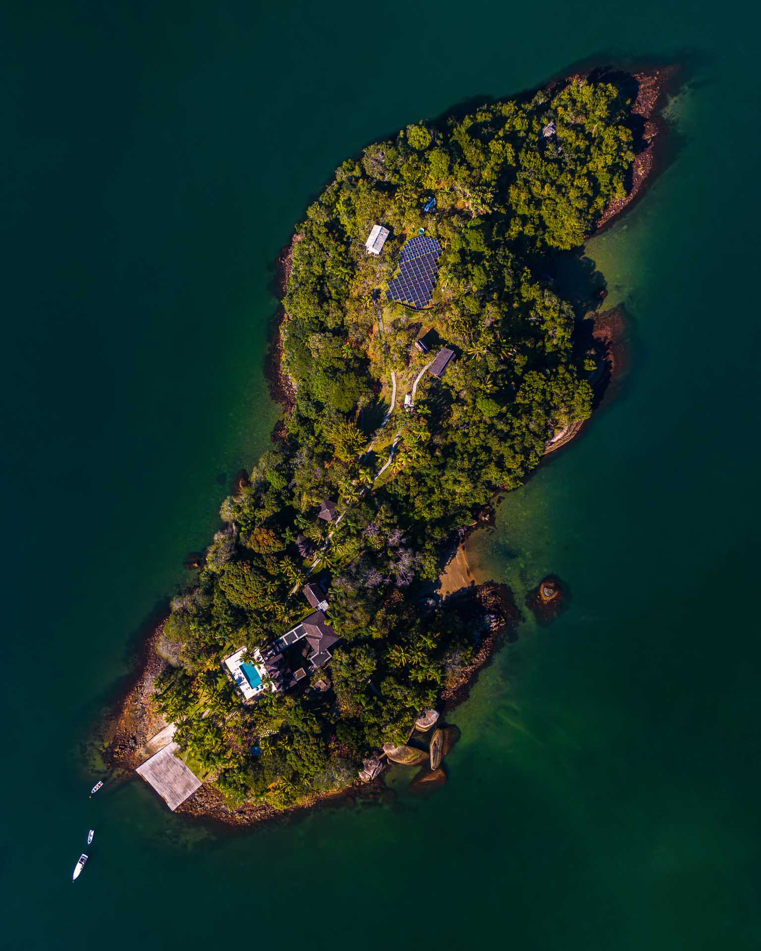 Ilha privativa em Angra dos Reis com alto padrão