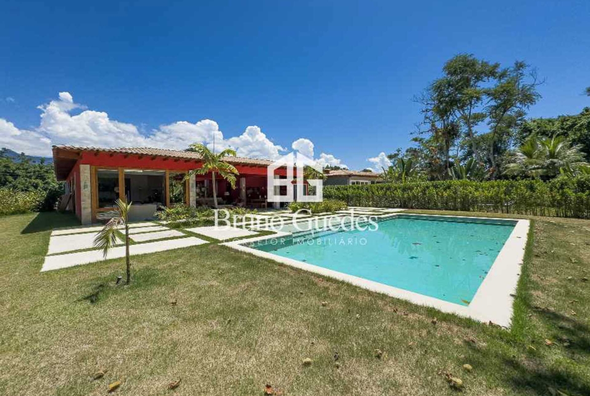 área externa casa paraty piscina