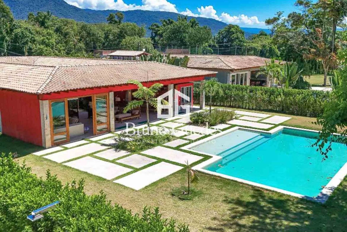 casa alto padrão paraty rj piscina