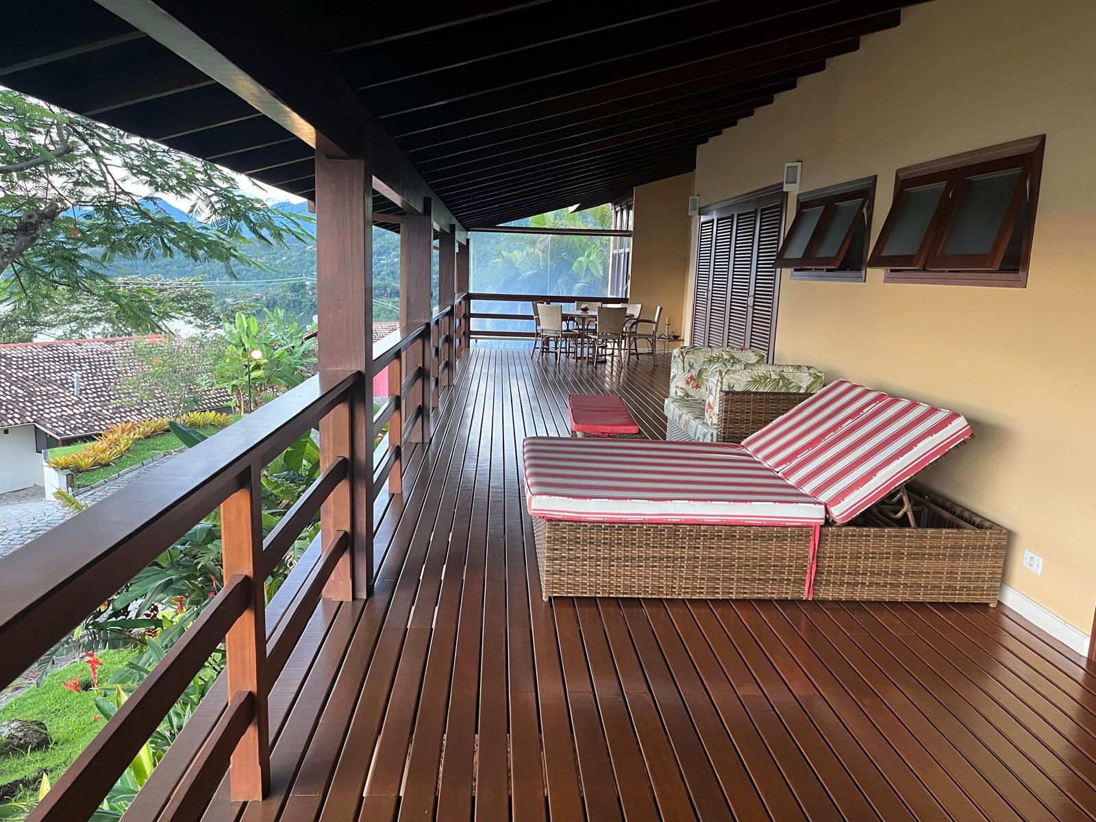 varanda vista mar paraty