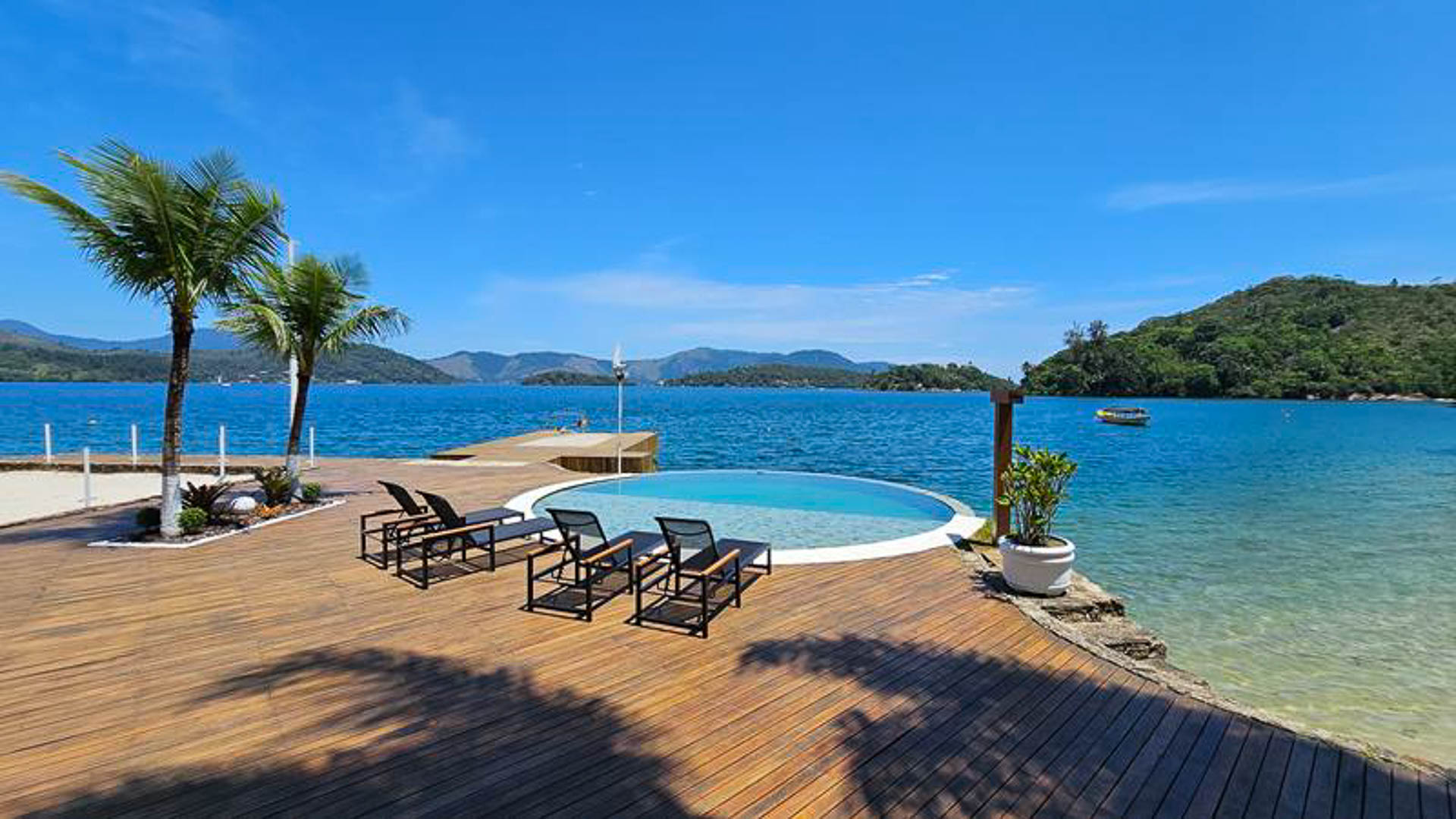 piscina vista mar angra luxo