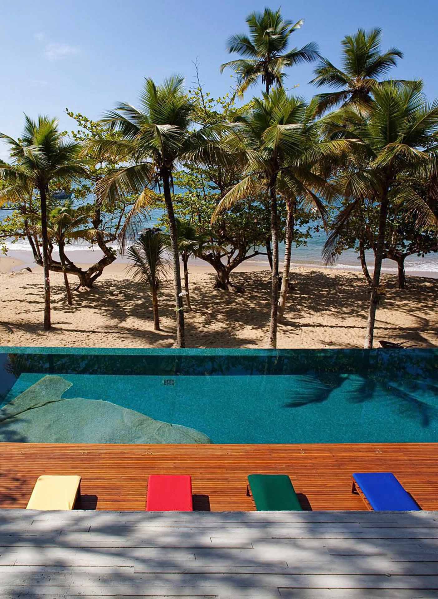 Frente para praia da residência de alto luxo em Paraty