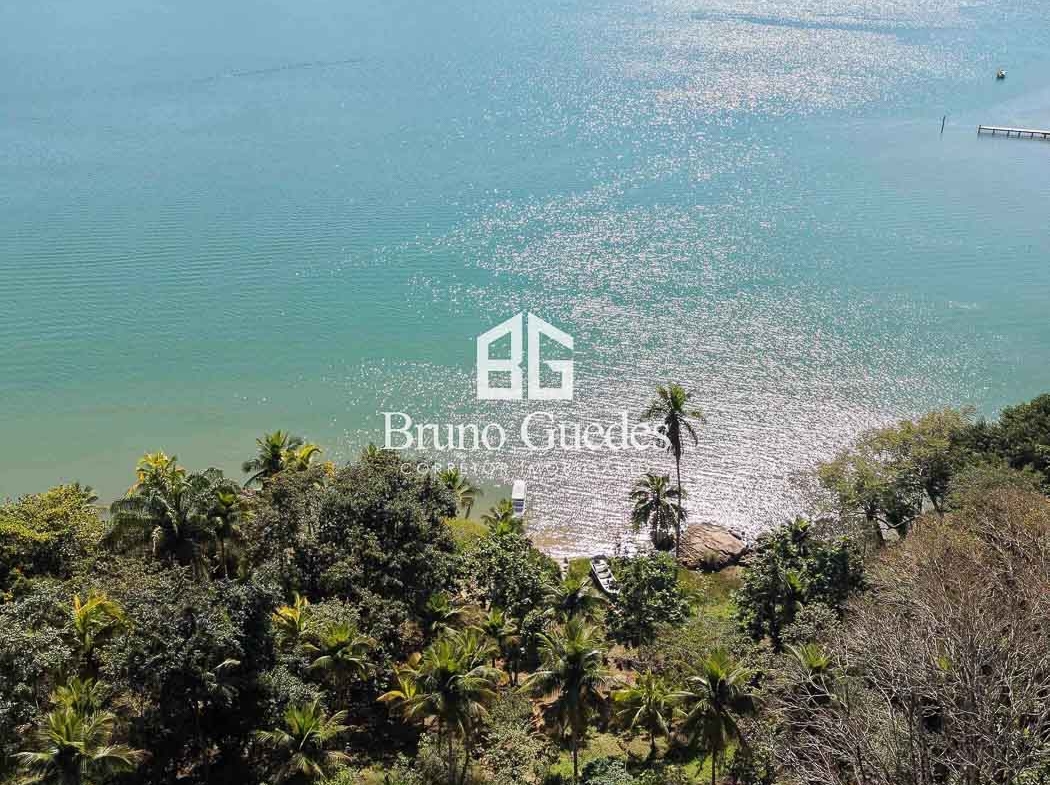 Propriedade pé na areia em Paraty-Mirim