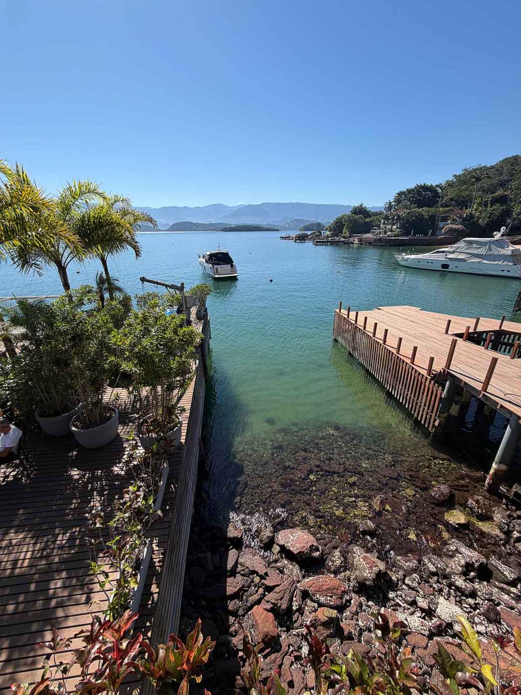 Píer privativo da casa no Condomínio Vilas do Tanguá
