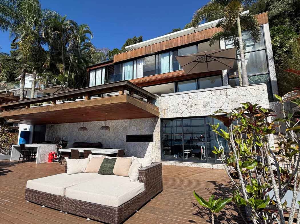 Casa exclusiva no Vilas do Tanguá em Angra dos Reis