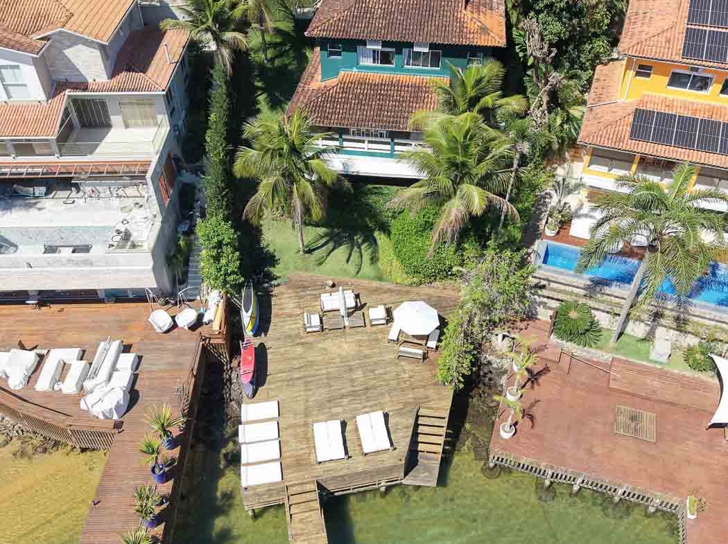 Praia exclusiva do condomínio em Angra dos Reis